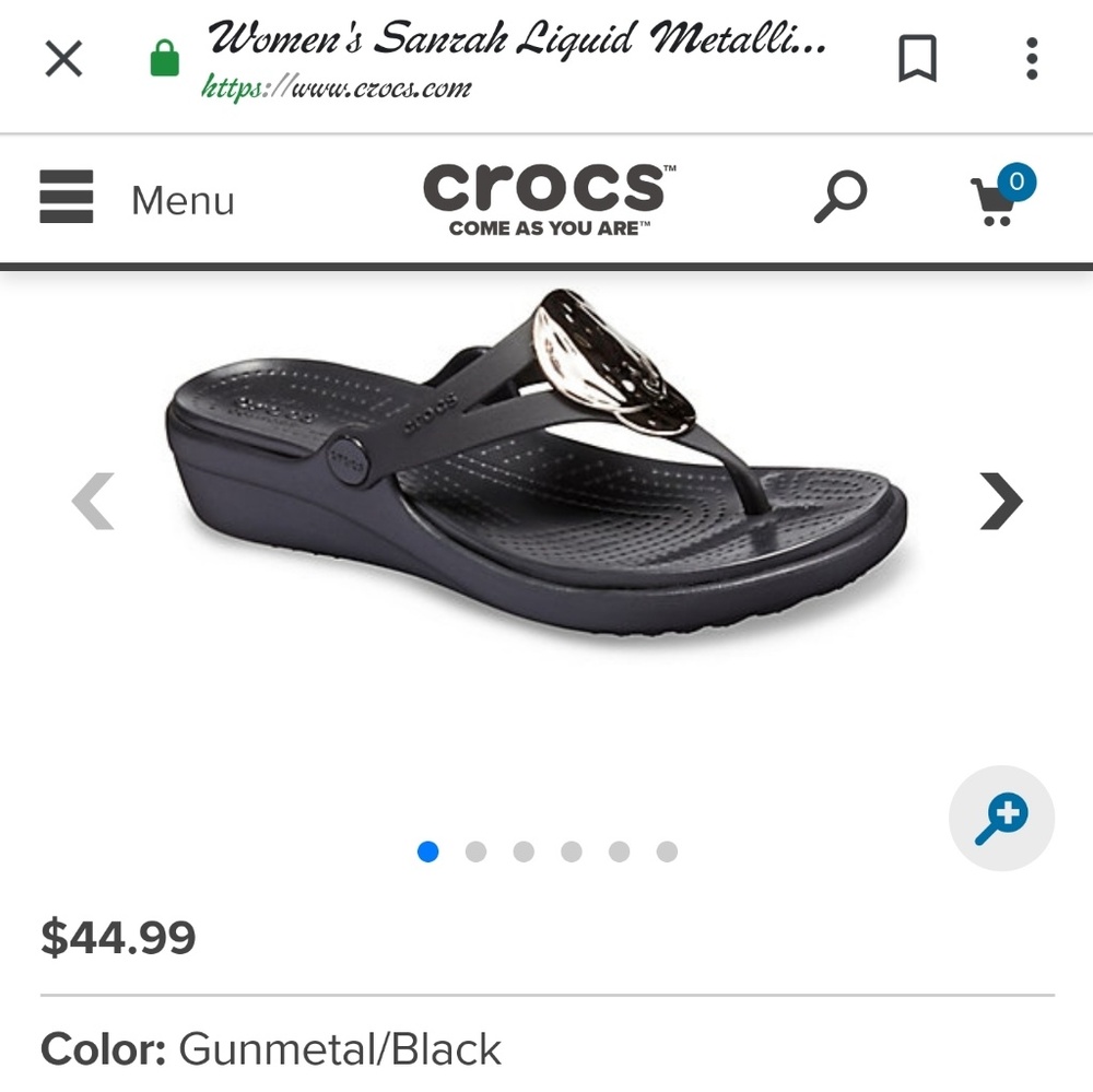 Sanrah Crocs flip flops sz 7 nwot